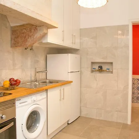 Apartment Baldaques Lisbon